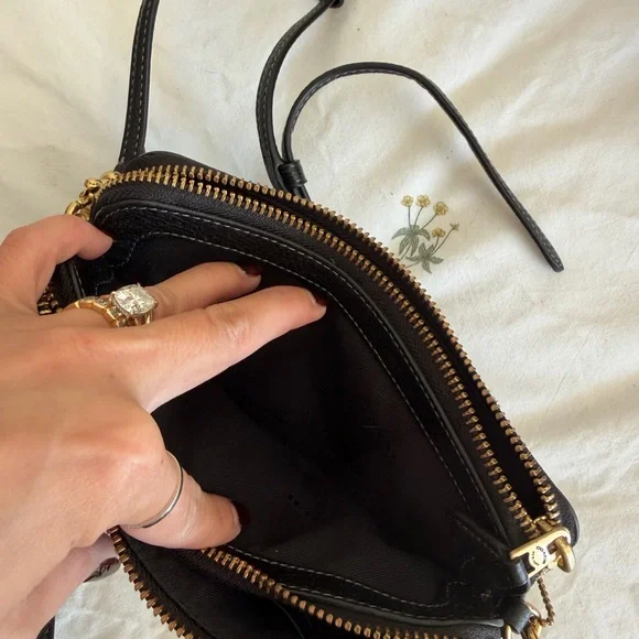 Coach Black Pebbled Leather Crossbody with Gold C Hardware - Picture 6 of 6